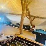 Manoir De Sterpigny, Chateau-ferme 17eme Siecle La Tour Holiday home *