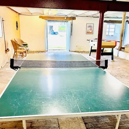 Feriehus Manoir De Sterpigny, Chateau-ferme 17eme Siecle La Tour