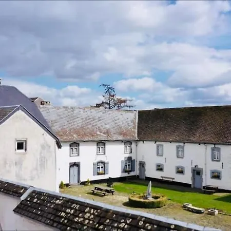 Manoir De Sterpigny, Chateau-ferme 17eme Siecle La Tour Gouvy