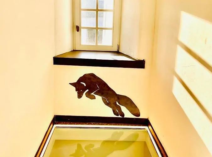 Manoir De Sterpigny, Chateau-ferme 17eme Siecle La Tour *