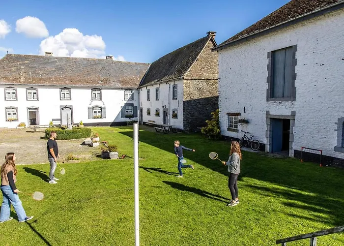 Manoir De Sterpigny, Chateau-ferme 17eme Siecle La Tour