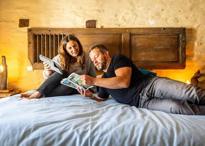 Manoir De Sterpigny, Chateau-ferme 17eme Siecle La Tour Holiday home *