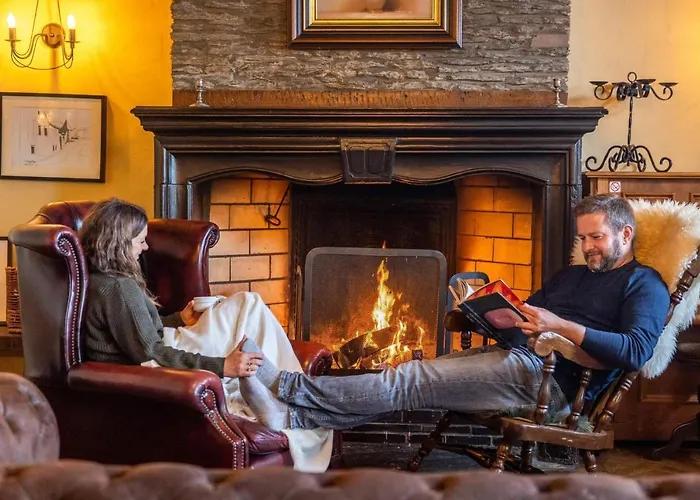 Holiday home Manoir De Sterpigny, Chateau-ferme 17eme Siecle La Tour *